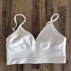 ALO Yoga Cream Bandeau